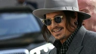 PHOTOS - Johnny Depp, Brigitte Macron, Carla Bruni… Pluie de stars pour le défilé Dior à la Fashion Week
