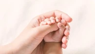 "Comme si je portais deux enfants" : cette femme donne naissance à un "bébé géant"