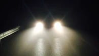 Projeter les distances de sécurité et les limitations de vitesse au sol, c’est possible avec cette génération de phares haute définition