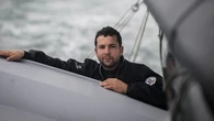 "Dix jours pour traverser l'Atlantique" : qui est Guirec Soudée, le skipper aux côtés de Inoxtag ?