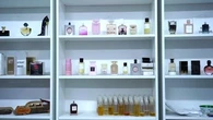 "Seul un expert peut déterminer la supercherie" : au cœur de la plus grande usine de faux parfums jamais découverte en Europe