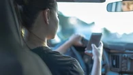 Sécurité routière : que risque-t-on en filmant ou en prenant en photo un accident au volant ?