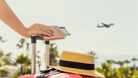 "Ça ne sert potentiellement à rien" : dois-je m'assurer avant de partir en vacances cet été pour me protéger contre les imprévus ?