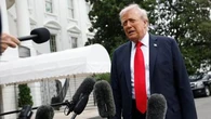 Émissions supprimées, journaux attaqués... Jusqu'où peut aller Donald Trump dans sa guerre contre les médias ?