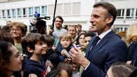 Vacances et horaires scolaires : une convention citoyenne sur "les temps de l'enfant" annoncée par Macron