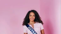 Miss France 2026 - "Petite, je voulais être styliste" : l'interview décalée d'Alicia Mertosetiko, Miss Guyane