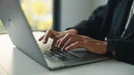 J'ai été piégé par une arnaque au faux mail de mon patron, puis-je récupérer l'argent perdu ? Le 13H à vos côtés