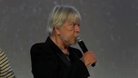 “Je serai encore là dans cinquante ans” : Renaud a assisté à la diffusion de son concert culte au cinéma