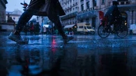 "On veut inverser la donne" : Paris présente son "plan pluie" pour rendre la ville plus perméable