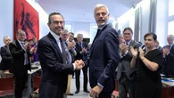 Deux jours après leur duel pour LR, Bruno Retailleau et Laurent Wauquiez s'affichent tout sourire à l'Assemblée