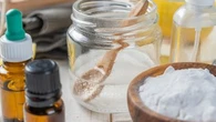 Levure chimique : ces quatre usages insolites (mais efficaces) dans la maison