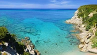 Var : envie d’aller vous baigner ? Voici les 10 plus belles plages du département