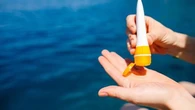 Est-ce que je peux me protéger du soleil avec une crème solaire entamée l'été précédent ?