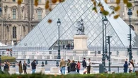 Cambriolage au Louvre : 4 personnes supplémentaires interpellées et placées en garde à vue