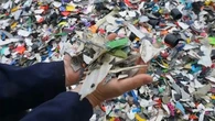 "On peut fabriquer tous les objets du quotidien" : le plastique recyclé peut-il nous affranchir du pétrole ?