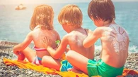 "Le soleil doit rester un plaisir" : pourquoi vous devez éviter d’exposer vos enfants ?