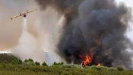 Trois morts, plusieurs régions touchées, l'UE appelée à l'aide... Des incendies d'ampleur ravagent toujours l'Espagne