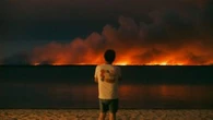 "Il est amené à générer des éclairs" : un "orage de feu", ou pyrocumulonimbus, observé dans l'incendie en Gironde, une première en France
