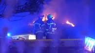 "On est sur des conditions extrêmes" : dans l'Aude, la lutte acharnée pour sauver les maisons du feu