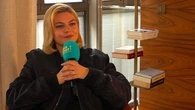 Louane "déçue" mais "fière" après l’Eurovision : "Ma fille m'a dit : 'T'as pas gagné mais t’as très bien chanté'" Louane "déçue" mais "fière" après l’Eurovision : "Ma mère n’en aurait rien eu à faire que je gagne ou pas"
