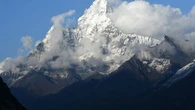 Un alpiniste français décède lors de l'ascension de l'Ama Dablam, dans l'Himalaya