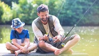 "Certains y vont après le boulot, d'autres entre midi et deux" : quelle est cette activité préférée des "papys" qui fascine la Gen Z ?