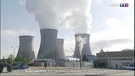 Surchauffe : EDF devrait-il réduire sa production ?
