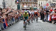 Tour de France 2025 : la dernière étape passera par Montmartre, confirme Emmanuel Macron sur TF1