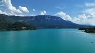 "Un petit coin de paradis" : pourquoi le lac d'Aiguebelette a l'une des eaux les plus pures d'Europe