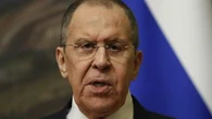 La nouvelle charge de Serguei Lavrov contre Emmanuel Macron : "Lui-même et tous ses ministres débordent de haine contre la Russie"
