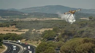 "Irrespirable avec de la fumée partout" : 4 reprises de feux dans l'Aude, plus de 300 pompiers mobilisés