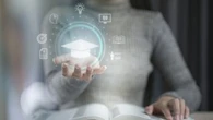 Les étudiants français sont-ils accros à l'intelligence artificielle ? 47% des 18-24 ans la considèrent comme un gain de temps indispensable