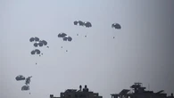 EN DIRECT - Gaza : la France va larguer 40 tonnes d'aide sur Gaza à partir d'aujourd'hui