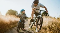 Faire du vélo, nager, conduire, parler une langue étrangère… pourquoi ces apprentissages restent gravés dans votre mémoire tandis que d'autres s'effacent ?