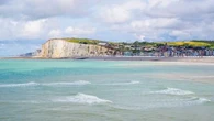 Plages du nord, montagne, climatisation... Comment la température est devenue la boussole des vacanciers français