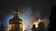 EN IMAGES - Ukraine : la cathédrale de la Dormition, joyau de la religion orthodoxe à Kiev, ravagée par les flammes après une frappe russe