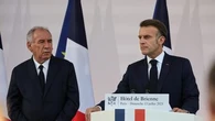 Baromètre LCI : les cotes de popularité d'Emmanuel Macron et François Bayrou au plus bas
