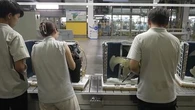 REPORTAGE - "Il y a des clients français avec des besoins urgents" : en Chine, les fabricants de climatiseurs accélèrent la cadence