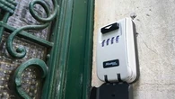 "Ça permet d'être repéré moins facilement" : comment la prostitution s'est déplacée vers les meublés touristiques