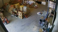 "À chaque palette, il mettait quelques cartons de plus" : des milliers de bouteilles de vin subtilisées par un livreur