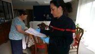 "Je jongle avec les 24 heures que j'ai par jour" : Mélanie, infirmière à domicile et pompier volontaire