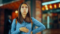 Votre ventre fait du bruit ? Voici ce que ça signifie vraiment