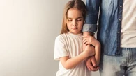 Child Glass : être un enfant "transparent" aux yeux des parents impacte la santé mentale