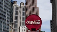 "C'est tout simplement mieux !" : pourquoi Coca-Cola pourrait modifier la recette de sa boisson star aux États-Unis ?