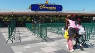 "On est rentrées gratos à Disneyland Paris" : cette méthode de fraude qui inquiète le parc