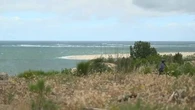 "Il était épuisé" : après 8 heures accroché à la coque de son bateau retourné, un homme sauvé au large de Biscarrosse
