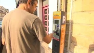 "Ils renvoient vers un site frauduleux" : attention aux QR codes des horodateurs piratés