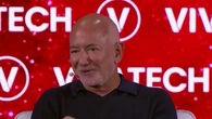 "Ce discours est assez ironique" : Jeff Bezos entend ramener la Terre à son état "d'avant la révolution industrielle" en envoyant les activités polluantes dans l'espace