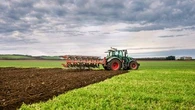 "Ne nous trompons pas de combat" : 50 chefs étoilés signent une tribune pour une agriculture moins intensive
