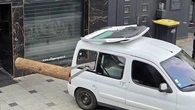 Bijouterie de l'Ain braquée avec un tronc d'arbre : "Ils ne s'embêtent pas, ils mettent tout dans le gros sac", raconte le gérant au micro de TF1